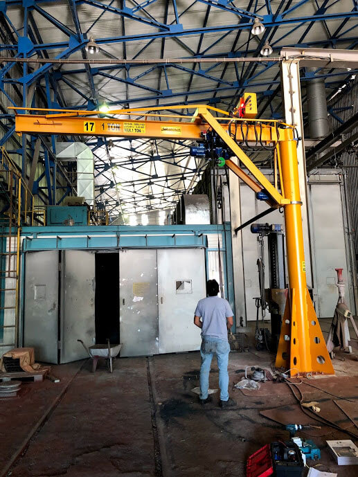 Uzmanlar | Uzmak Crane, Electronics, Construction Machinery Ind. & Trade Co. Ltd.